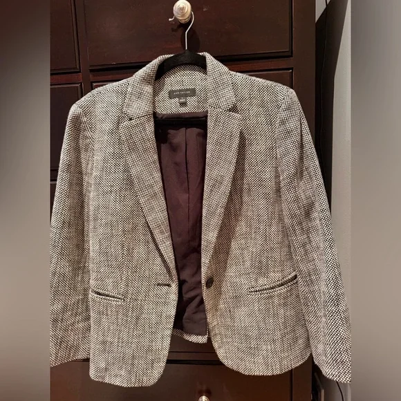 Ann Taylor Blazer: Size 12 - Picture 1 of 7